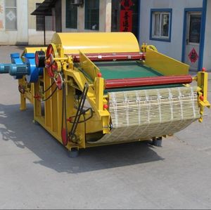 Garment Opening Machine or Tearing Machine for Recycling Waste Cotton / Textile Waste / Leftover Fiber / Flax and Old Clothes
