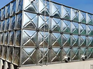 Double-Walled Easy to Install Low Maintenance Box Pump Integrated Water Tank for Residential