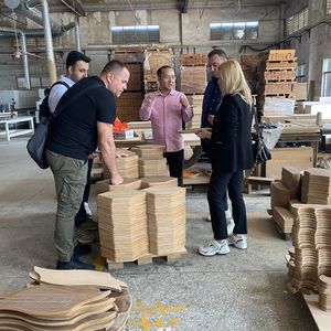 Moisture Resistant Flame Resistant Custom-Made Parquet Oak /Walnut Panels Flooring