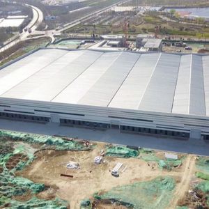 Durable 1000m2 Prefab Steel Warehouse for Efficient Storage Solutions