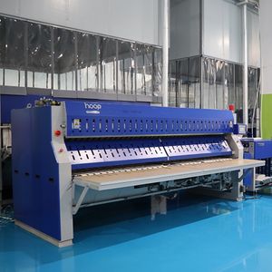 Automatic Industrial Bed Sheets Folding Machine Folder for Hotel Laundry with Stacker