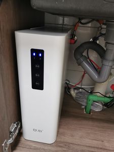 Smart Home Water Purifier with Layers of Reverse Osmosis Filtration