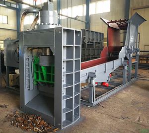 China Hydraulic Automatic Gantry Shearing Machine Heavy Waste Car Metal Cutting Machine
