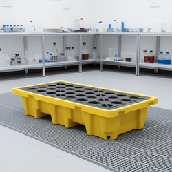 Heavy-Duty Polyethylene Spill Containment Pallet for Safe Storage