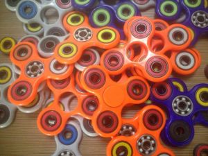 ABEC-7 High Precision Bearings Hybrid Ceramic Ball Bearings 608 for Fidget Spinner