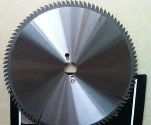 Customized Professional Circular Saw Blades Cutting Disc Industrial Carbide Tct Log Saw Blade Alloy Cutter Saw Knives for Table Sawing Woodworking