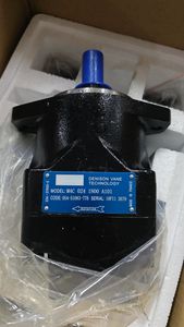Hydraulic Oil Vane Motors M4d Series M4d-088-3n00-B102 M4d -113-3n00-B502 M4d-138-3n00-B102