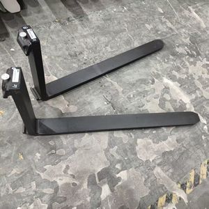 China Manufacturing 3 Ton Hook Type Cascade Forklift Attachment Forks