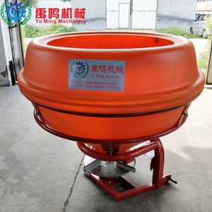 CDR-600 Plastic Bucket Spreader Small Four-Wheel Suspended Fertilizer Applicator