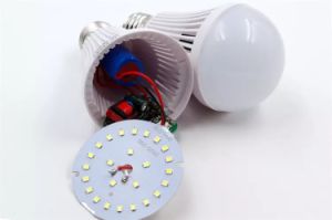 Emergency LED Bulb 3.7V 18650 2200mAh Rechargeable Battery with PCM and Connector