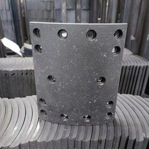 High Performance Factory Direct Truck Brake Lining Wg9231342068/9 for HOWO A7