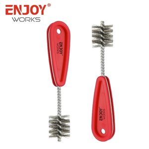 Durable Nylon Pipe-Clamping Brush for Efficient Cleaning Tasks