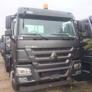 10 Wheeler Trailer Head Brand New Sinotruk HOWO 371HP Tractor Truck for Sale