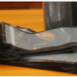 Custom Embossed Textured Black Back Clear Front Resealable Vacuum Bag Storage Food Sealer for Food