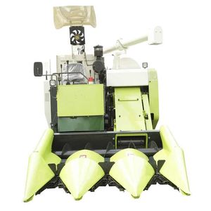 Combine Harvester Corn Cutter Agricultural Machinery in India