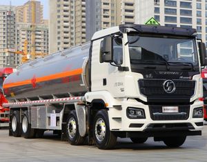 Shacman Delong M3000s 350HP 8X4 Oil Tank Truck