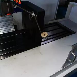 High Precision Three Axis Vertical Machining Center CNC Milling Machine