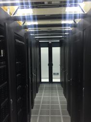 Cold Aisle Containment Solution for It Data Center Cooling System Server Cabinet Network Rack Hot/Cold Aisle Containment