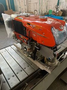 Chinese Manufacturer Water-Cooled Diesel Engine Water Cooling Rt80 Diesel Engine