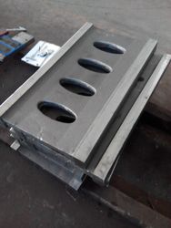 Toggle Plate of Jaw Crusher Spare Parts Grey Ductil Iron Casting