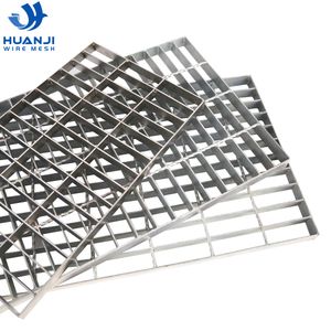 Hot Dipped Galvanized/Stainless Steel /PVC Painted Welded Metal Bar Steel Grating/Steel Grate