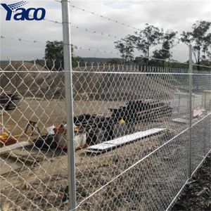 Popular Roll Chain Link Fence Used Cyclone Wire Fencing Mesh Fence
