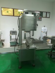 2.2kw Commercial Bone Saw Machine Restaurant Frozen Meat Beef Mutton Cutting Machine 380V