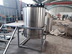 Premium Heavy Duty Stainless Steel Mixing Tank for Industrial Use