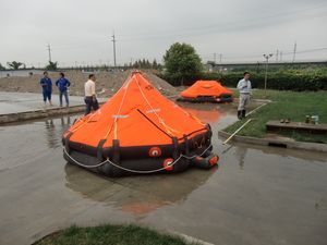 High-Quality Polar Davit-Launched Inflatable Liferaft for Marine Safety and Rescues