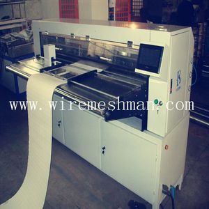 Automatic Knife /Blade Pleater Non Woven Fabric Paper Pleating Machine for Filter/Curtain