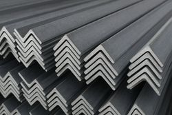 High-Quality Lightweight Angle Steel with Superior Corrosion Protection
