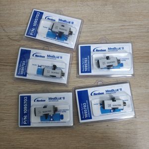 Brand New1095703 Solid Blue Hot Melt Dispensing Guns 1121480 Gun Modules with Nozzle Kit 1121803