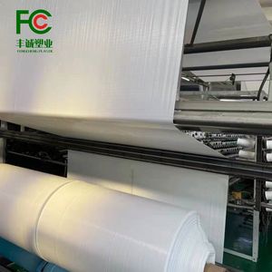 Protective White Nonwoven Crop Row Cover Against Pests