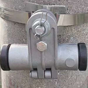 Xgt Series ADSS Suspension Clamp Hot DIP Galvanized Steel with Rubber Pad for Overhead Fiber Optic Cable