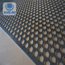 Galvanized Perforated Metal Mesh Panel / Sheet