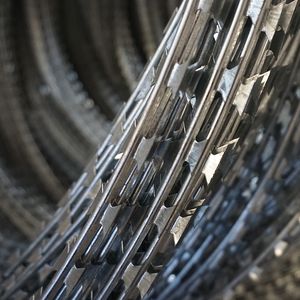 Resistant Concertina Razor Barbed Tape for High Security Sites Galvanized Wire Fence