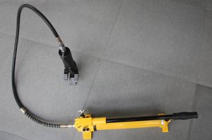 Rescue Tool Hydraulic Door Opener