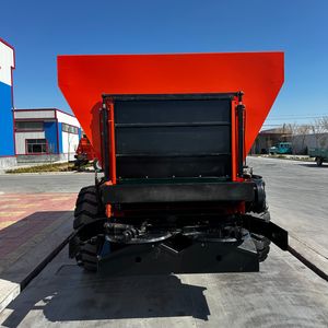 Double Disc Small Hydraulic Door Manure/Muck Spreader for Manure and Muck Management