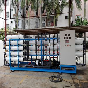 Containerized 1000 Lph Sea Water Desalination System