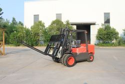 High Quality Diesel Forklifts 3 Ton Diesel Counterbalance Forklifts Lift Trucks