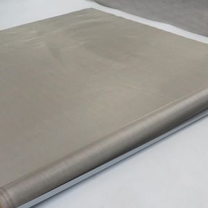 Heavy Duty Stainless Steel Mesh Roll for Industrial Applications