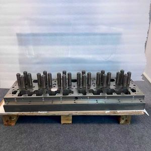 Casting Aluminum Diesel Engine Cylinder Head for Car