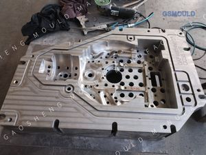 Reinforced Edge Engine Cylinder Head Mold for Engine Repair Parts