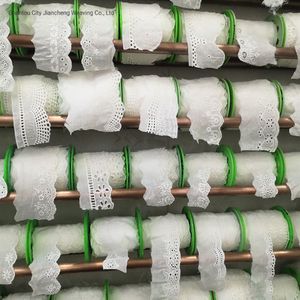 Wholesale Polyester Embroidered Water Soluble Eyelash Lace Fabric Trim for Dress