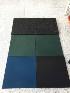 Anti Slip Playground Rubber Mat Indoor or Outdoor Use, Gym Floor Mat Tile