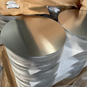 Durable 1060 Aluminum Discs and Circles for Industrial Use and Crafting