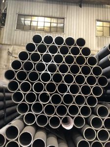 Seamless Steel Pipe Tube in En10216-1 P195 P235 P235gh Tube P265 P265gh DIN17175 St35.8 St45.8 17mn4 19mn5 15mo3 Steel Tube