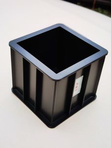 150X150mm Concrete Cement Mortar Mould Plastic and Cast Iron Mold