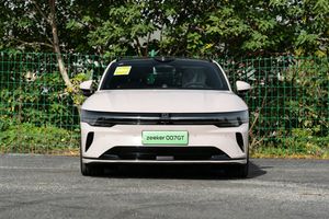 Zeekr 007gt Track Performance Edition Electric Car Auto Car 2.84s 0-100km/H Acceleration 580kw Dual Motor 789HP 250km/H Top Speed Brembo 6-Piston Calipers Dual