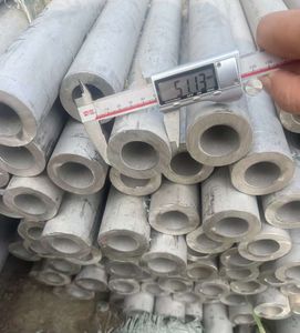High-Quality TP304/316/410 Seamless Stainless Steel Pipe for Heat Exchangers